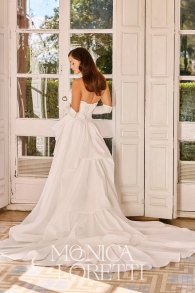 Monica Loretti 8368 back.jpg